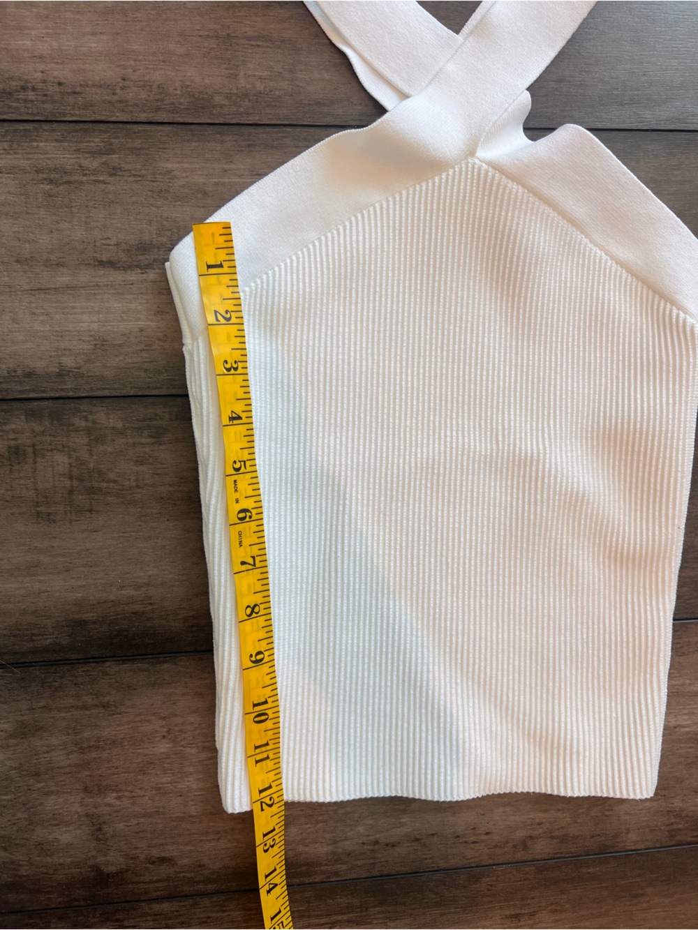 ARITZIA Babaton Sculpt Knit Criss Cross Tank Cropped White Women’s Medium - Picture 5 of 7